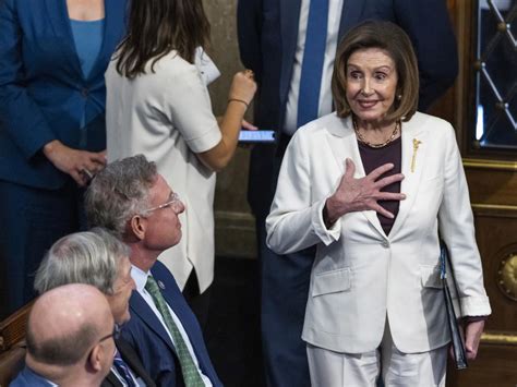 Nancy Pelosi renuncia como líder demócrata en la Cámara Baja de EEUU