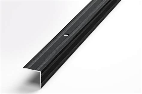 Порог порожек угловой напольный алюминиевый 20х20 мм, длина 0,9м ...