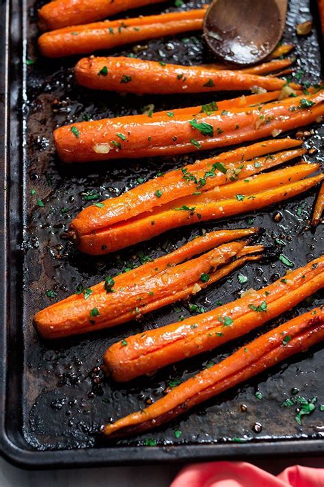 Honey Garlic Butter Roasted Carrots Recipe — Eatwell101