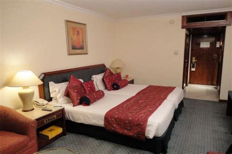 All Room Types Of Avari Lahore Hotel