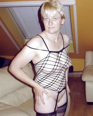 Amateur Milf Porn Pictures Xxx Photos Sex Images Pictoa