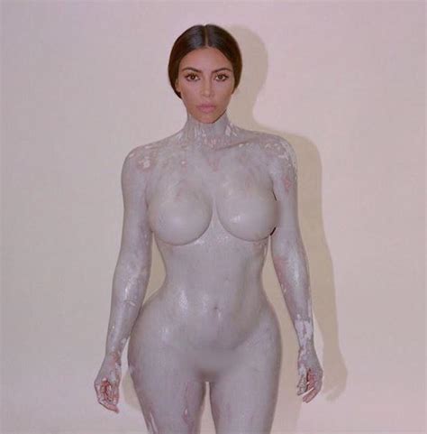 Kim Kardashian Poses Completely Naked As She Takes Mould Of Her Body