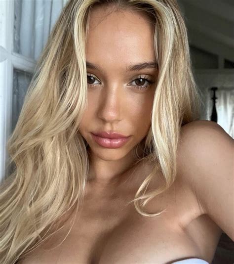 Alexis Ren Nude Porn Pictures Xxx Photos Sex Images Pictoa