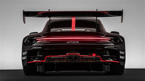 Meet the Porsche 911 GT3 R, the Marque's Menacing New Race Car