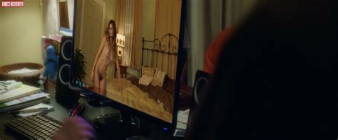 Naked Leah Mckendrick In Bad Moms