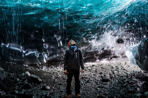 travel guide   enormous vatnajoekull glacier  iceland