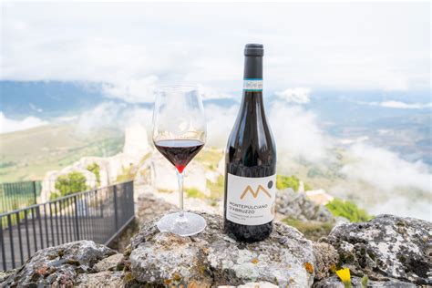 Montepulciano D'Abruzzo DOC - Charming Taste of Europe
