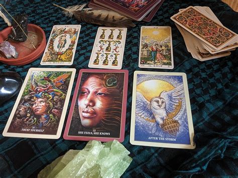 Why You Should Mix Tarot Oracle Cards