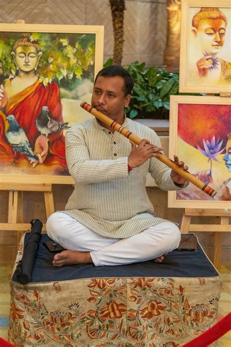 Musician In The Main Reception Area In The Taj Bengal Kolkata India