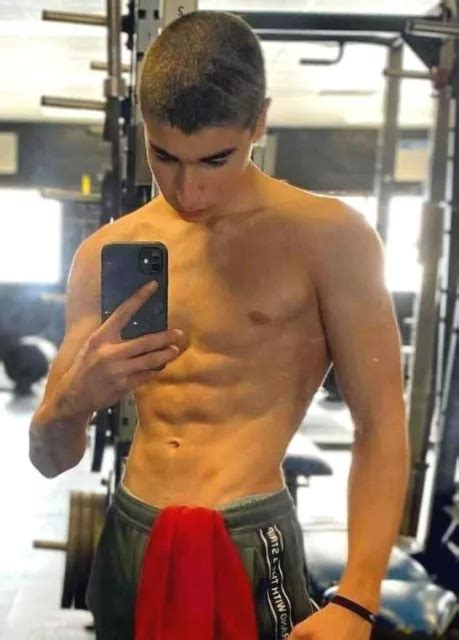 SHIRTLESS MALE BEEFCAKE Muscular Hunk Gym Workout Jock Hot Guy PHOTO 4X6 B567 EUR 4 69 PicClick FR