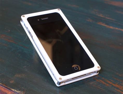 Dna Aluminum Iphone 4 Case Gadgetsin