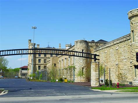 Joliet Prison Tours | Enjoy Illinois | Enjoy Illinois