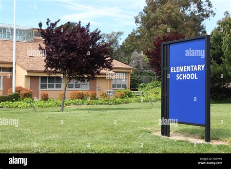 Big Elementary School Sign Near Entrance Stock Photo Alamy