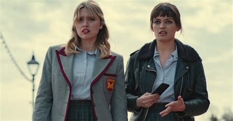 Xem phim Sex Education tôi uất hận vì bi kịch đời mình lại làm tổn thương con cái Nếu không