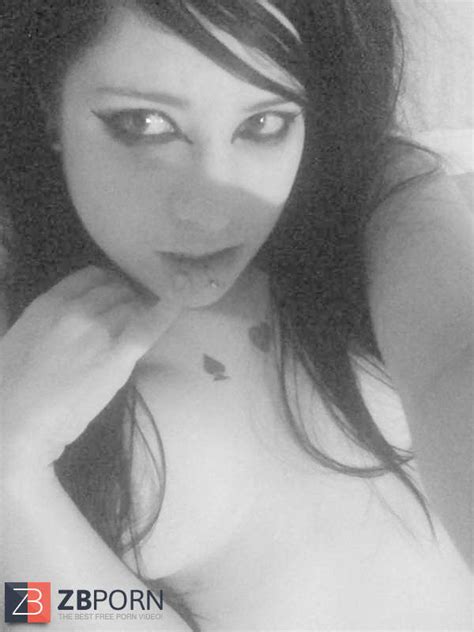 Self Shot Emo Teenager ZB Porn