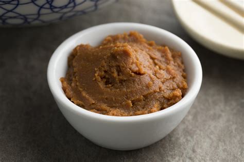 Czym jest pasta miso i do czego jej użyć? - Kulinaria Świata