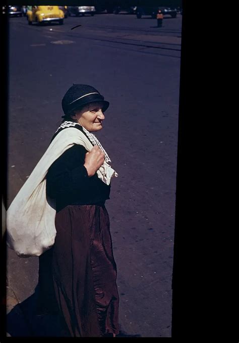 Vivid Kodachrome Photos Show the Bygone Manhattan of the Early 1940s ...