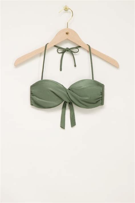 Groen Glanzende Bikini Top Met Twist My Jewellery