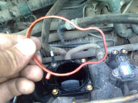 Нужен номер прокладки дроссельной заслонки — Honda Stream (RN1-5), 1,7 ...