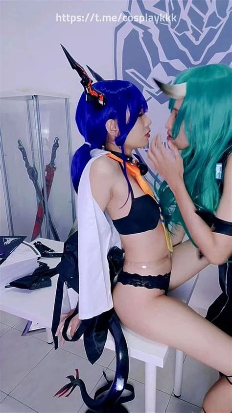 Watch 美月HKxSYR陈 星熊 俘虏 竖 百合 Cosplay 明日方舟 Porn SpankBang
