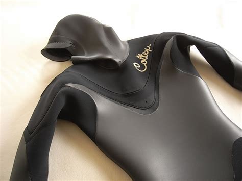 波情報 湘南 今季のセミドライざっくりご紹介 サーフボードクオリティーハードコア Quality Hardcore Distributions