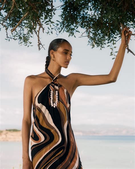 ACCESS Fashion | Γυναικεία Ρούχα Υψηλής Ποιότητας
