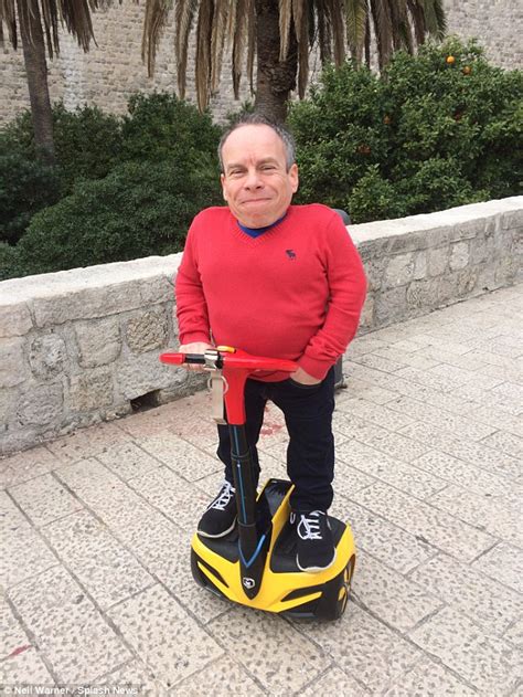 Warwick Davis Starring In Episode Viii The Star Wars Underworld