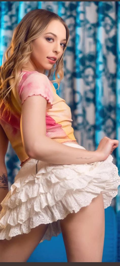 Lily Larimar Nudes ClassyPornstars NUDE PICS ORG