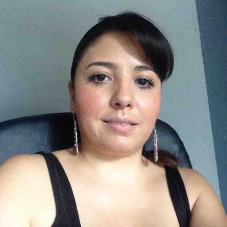 6 Hot Sexy Luisa Cardenas Bikini Pics