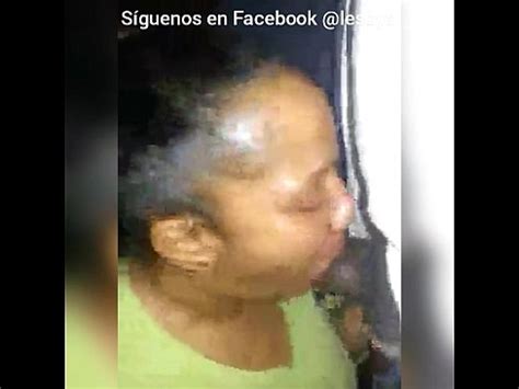 Mi vecina me hace un buen Oral cuando mi esposa está en el trabajo XVIDEOS