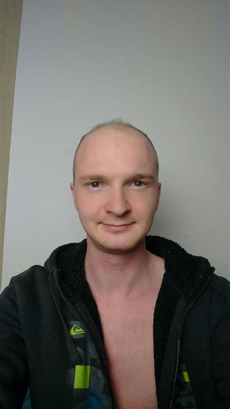 First Post Had The Felt Cute Might Delete Later Moment 😅 Scrolller