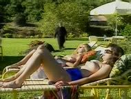 Naked L Cia Ver Ssimo In O Sorriso Do Lagarto