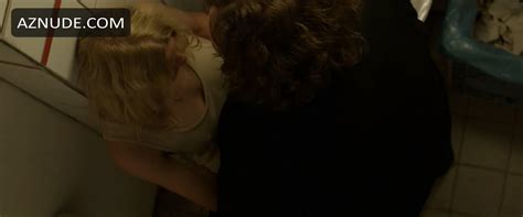 MEIN BRUDER HEISST ROBERT UND IST EIN IDIOT NUDE SCENES AZNude