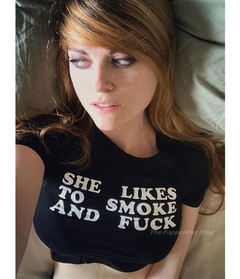 Sarah Beattie Nude Sexy Photos OnlyFans Leaked Nudes