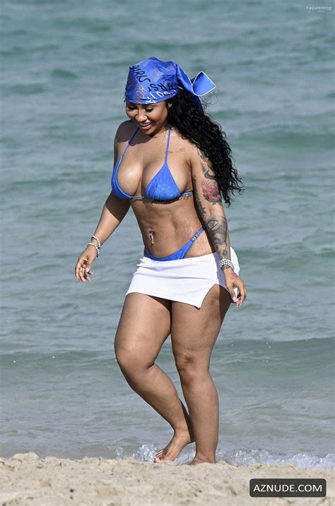 Ari Fletcher Sexy Spotted Flaunting Her Voluptuous Bikini Body And Curves At Miami Beach AZNude