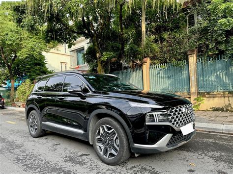 So sánh khấu hao Ford Everest và Hyundai Santa Fe sau năm lăn bánh Hai mẫu SUV hot còn giá