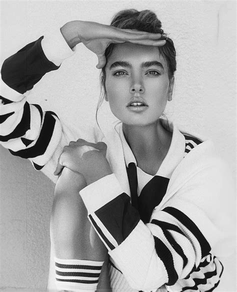 SOPHIE M. - PMA - PROMOD MODEL AGENCY