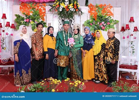 Photo Shoot Together At Weddings Editorial Photography Image Of