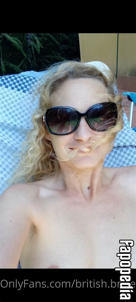 British Braless Hotwifex Nude Onlyfans Leaks Photo Fapopedia