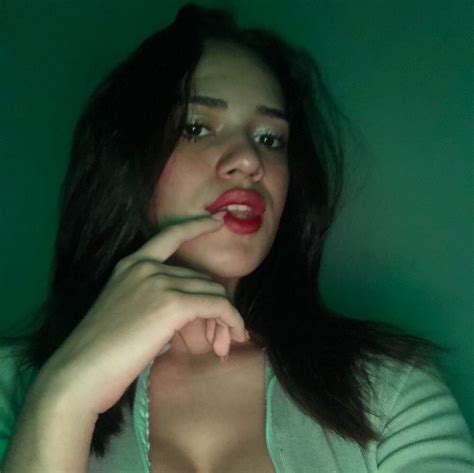 Cloe Yeraldy Cam Model Free Live Sex Show Chat Stripchat