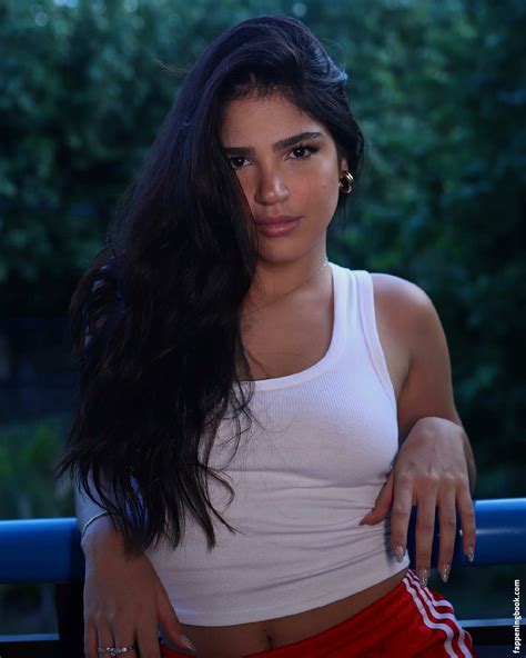 Giovanna Buscacio Nude OnlyFans Leaks Fappening FappeningBook