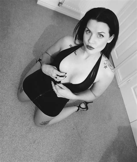 Subscribe To My Onlyfans Today 50 Off An Offer Not To Be Missed Hot Content Uploaded