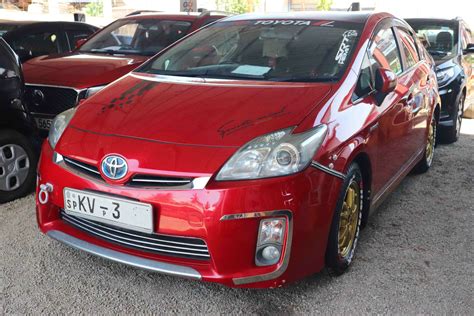 TOYOTA PRIUS Punchi Car Niwasa