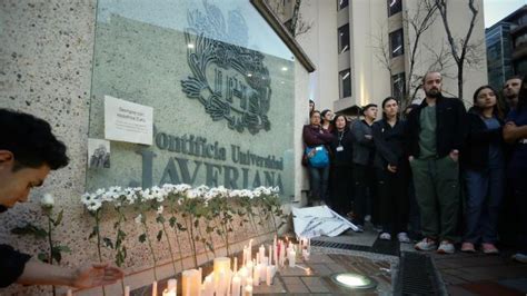 Emotiva Velatón Por Muerte De La Residente Catalina Gutiérrez Zuluaga Comunidad De Universidad