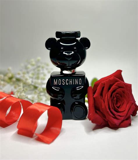 Toy Boy Moschino одеколон — аромат для мужчин 2019