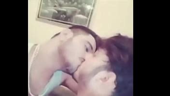 Beso Desi Caliente Entre Dos Chicos Indios Gaylavida Xvideos