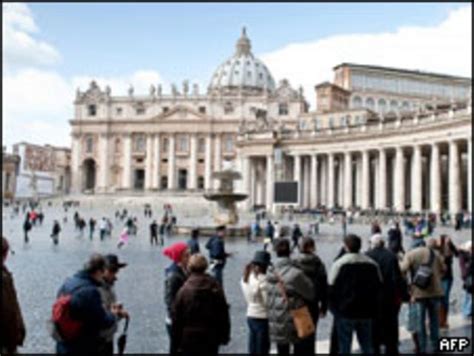 Esc Ndalo De Prostitui O Gay Atinge O Vaticano Bbc News Brasil