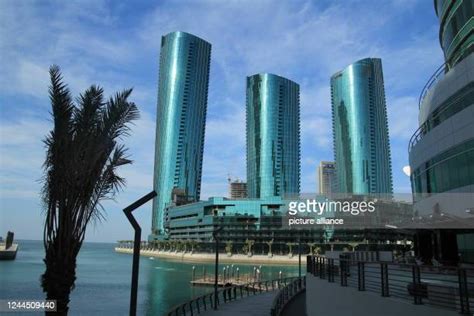 435 Port Of Bahrain Stock Photos, High-Res Pictures, and Images - Getty ...