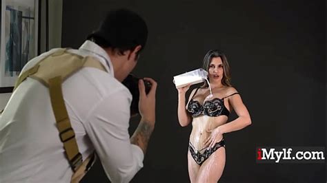 Milf Photoshoot Search Xnxx