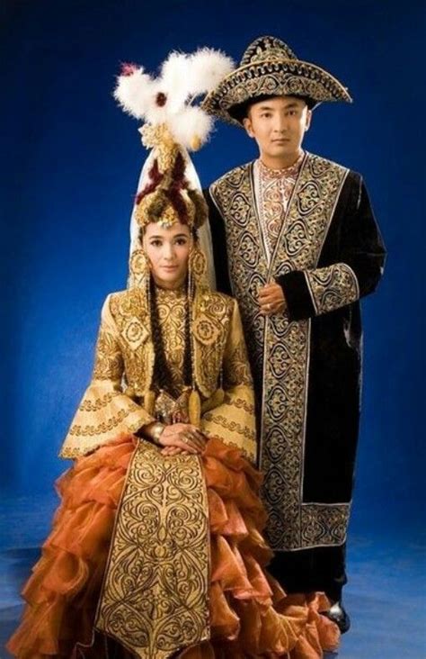 Казахстан | Costumes around the world, Wedding costumes, Traditional ...
